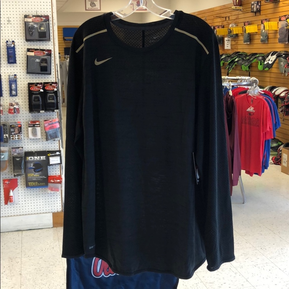 Nike Dry Fit Shirt